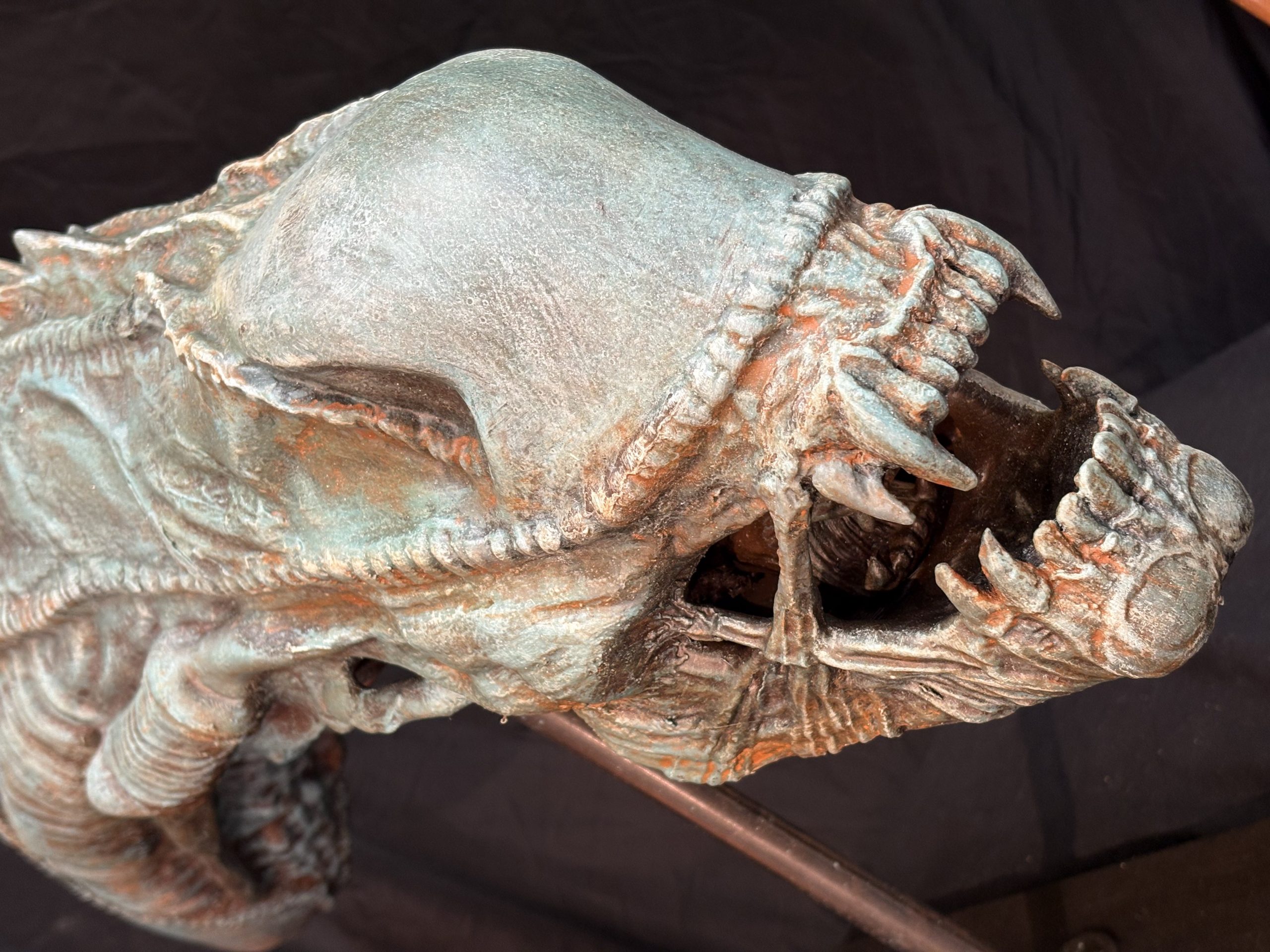 Alien monster - Image 6